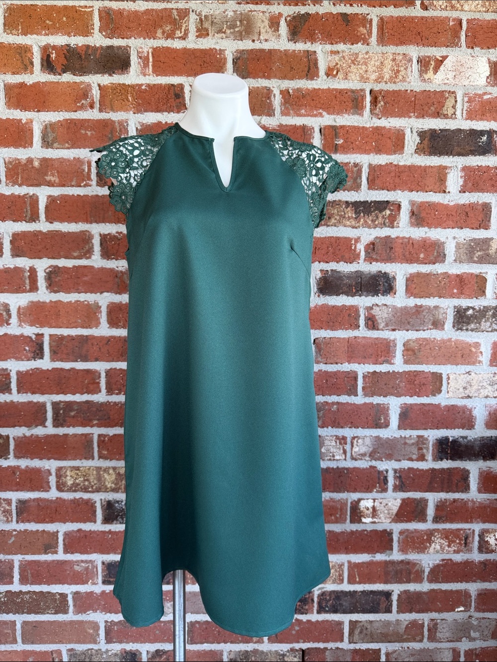 SHEIN Forest Green Lace Cap-Sleeve Mini Dress